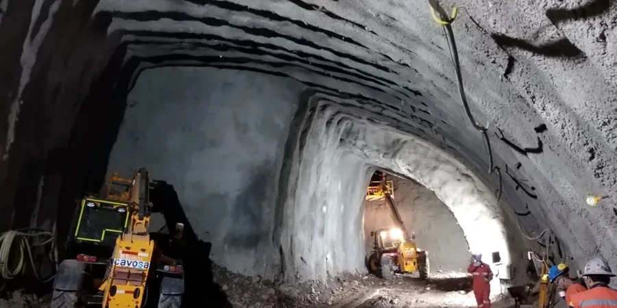 Analyse géotechnique pour tunnels en sols mous à Tarbes